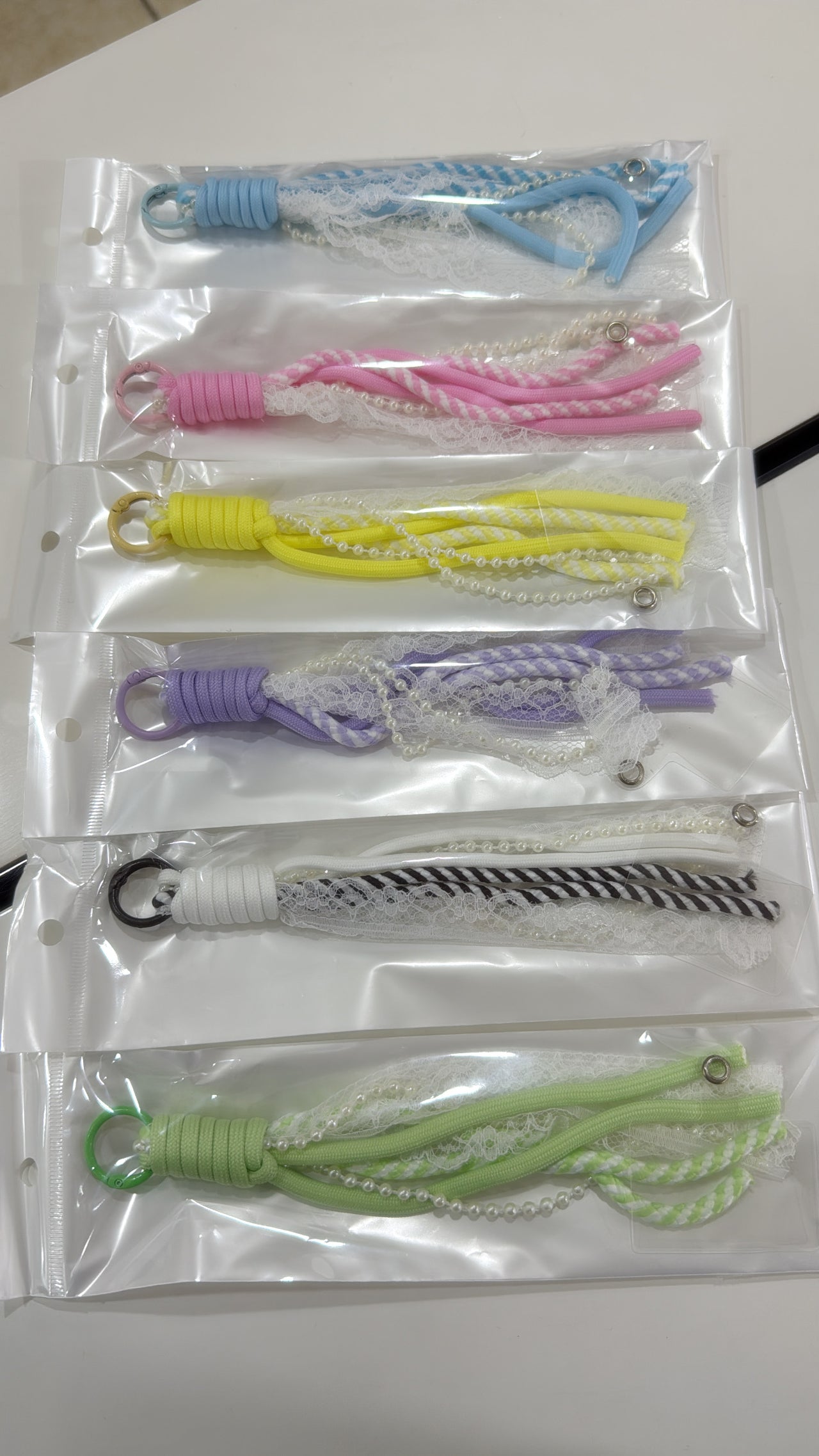 📱 Laccetti per cellulare decorativi – stile kawaii