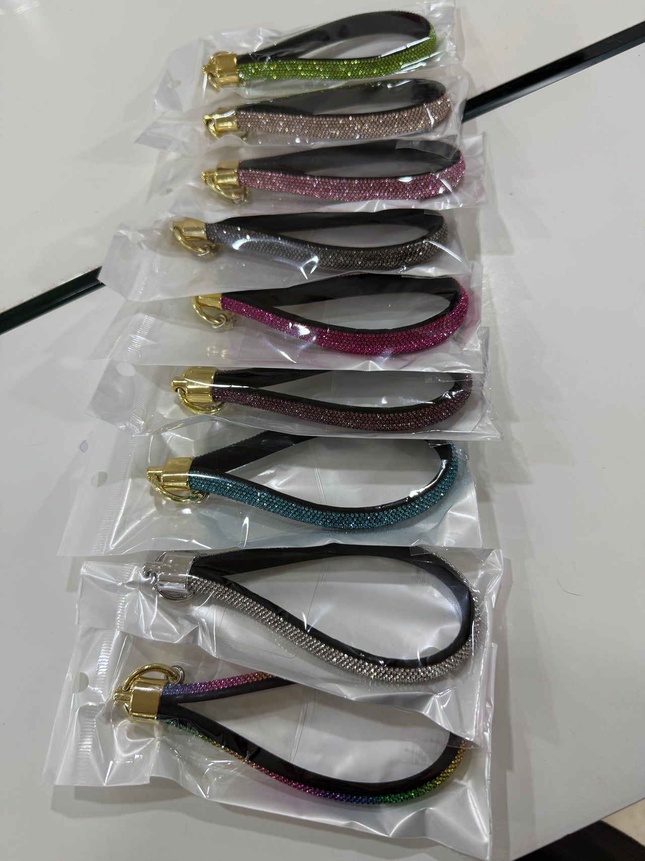 📱 Laccetti da polso per cellulare – eleganti con strass